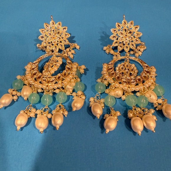 Indian ethnic Silver Gold and Aqua Floral Chandelier Earrings - Picture 4 of 6
